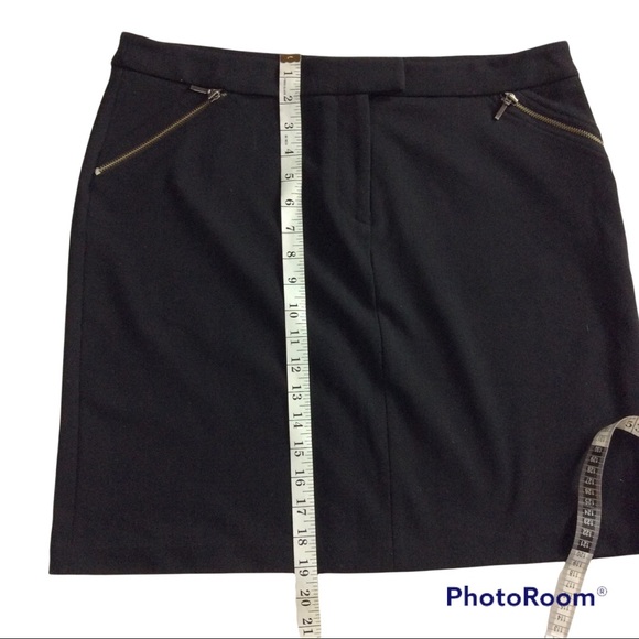 BLACK SKIRT - Picture 10 of 11